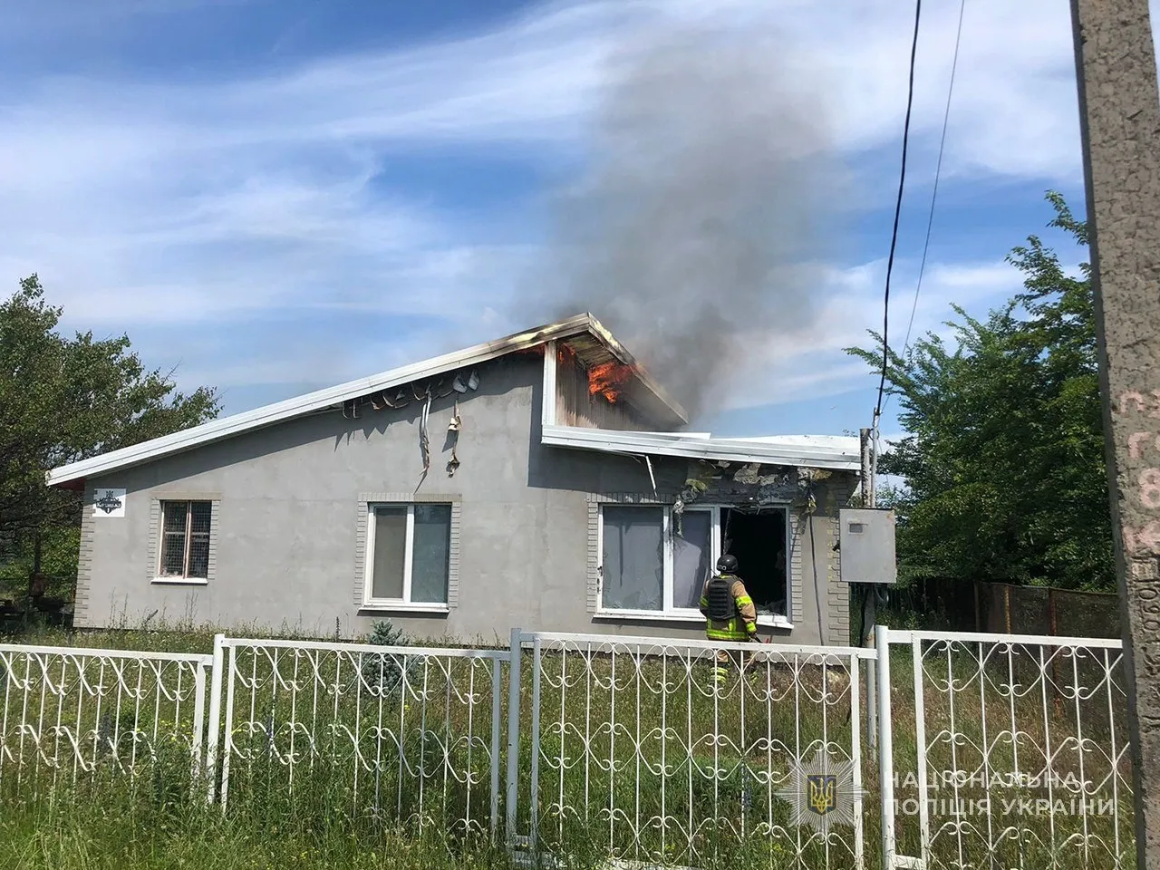 Масована атака на Запорізьку область: через обстріли окупантів є загиблі та десятки руйнувань