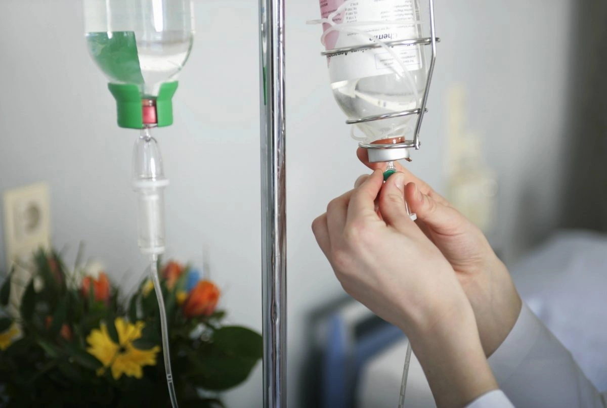 Майже сорок поранених через ворожі обстріли Запоріжжя залишаються у медичних закладах