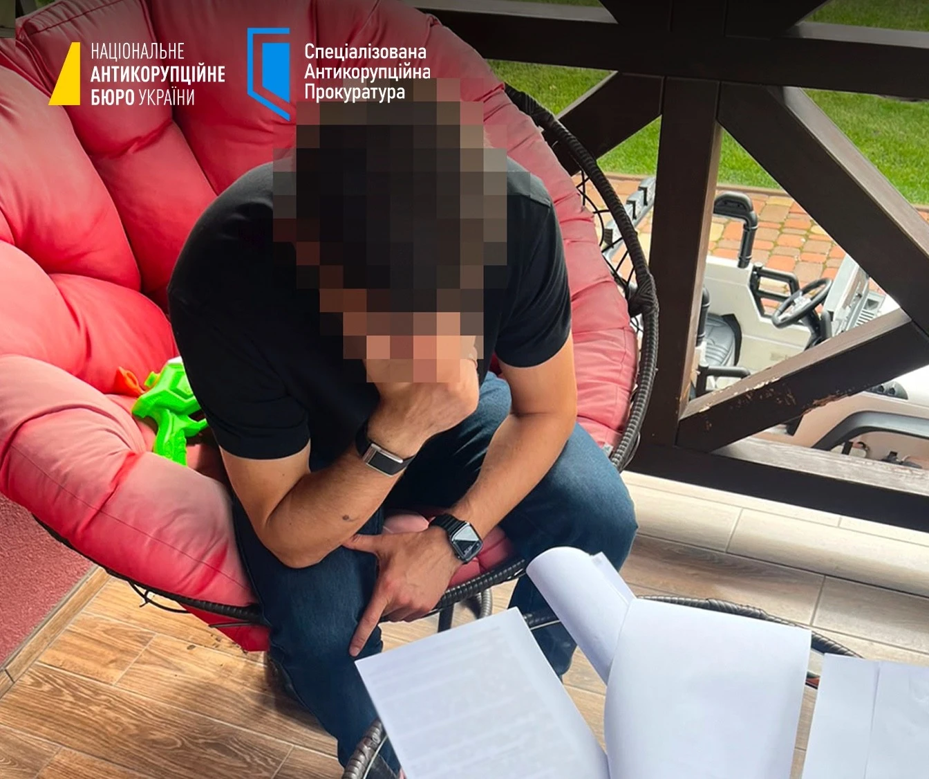 Смертоносний дрон у кабіну: розвідники спалили замаскований російський паливозаправник